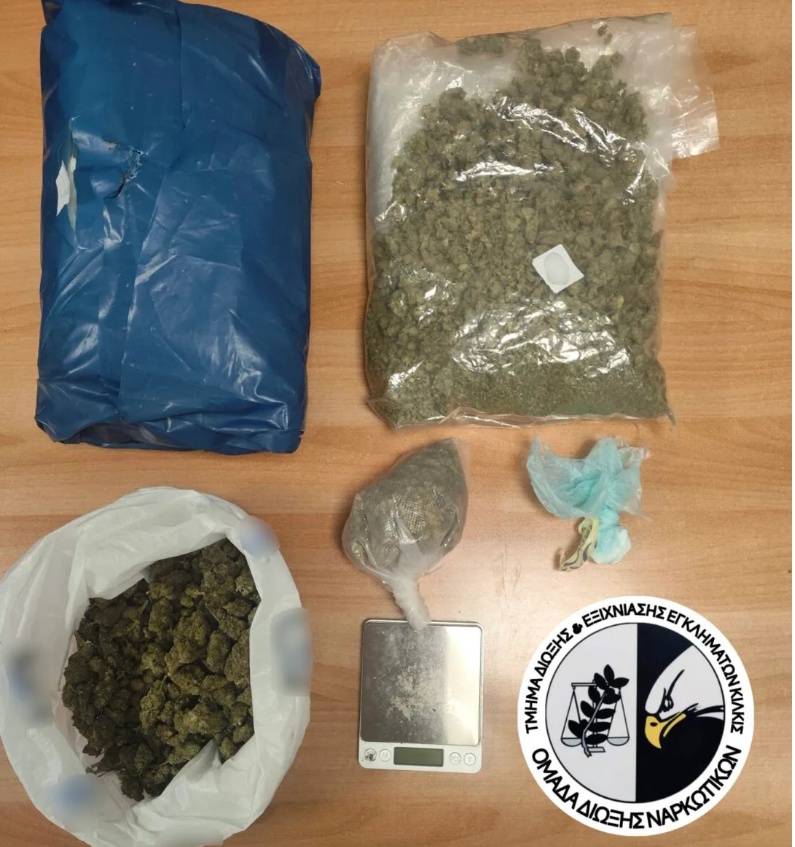 Θεσσαλονίκη: Συνελήφθη 20χρονο που είχε στο σπίτι του χασίς και κοκαΐνη