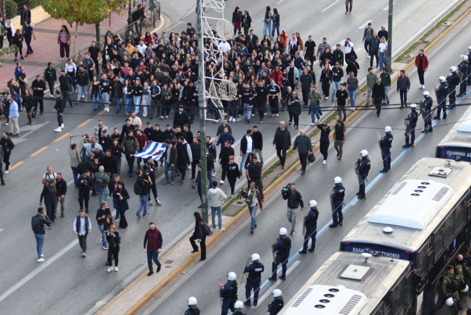 poreia polytexneio - simaia - amerikaniki presveia