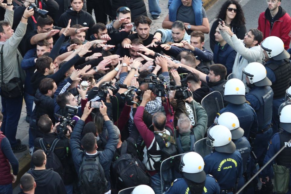 poreia polytexneio - simaia - amerikaniki presveia