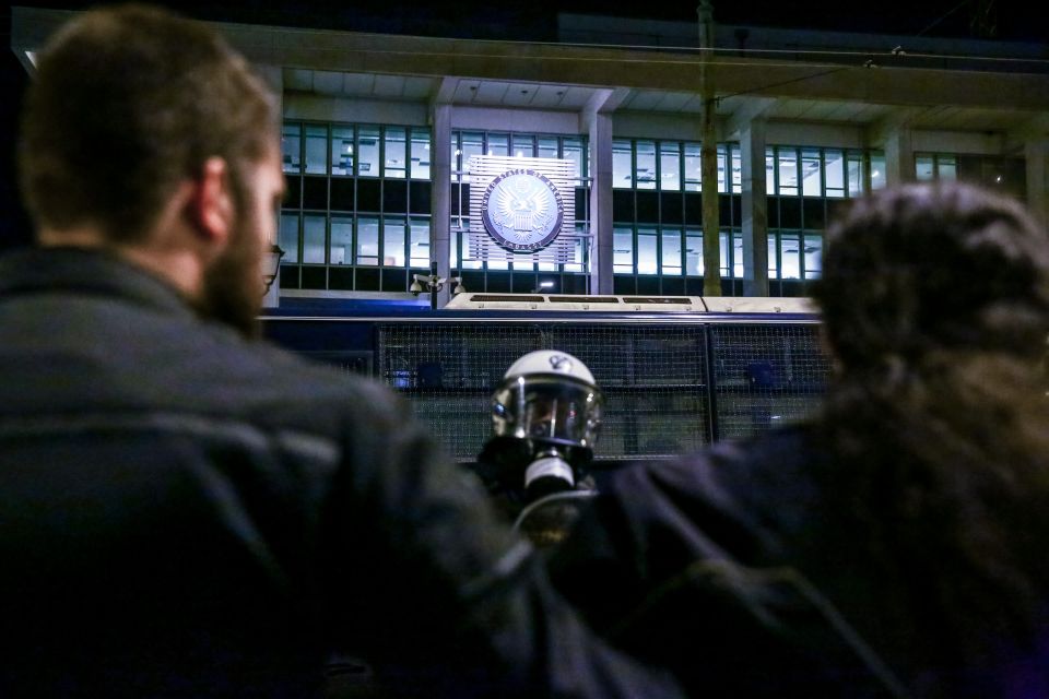 polytexneio poreia presbeia