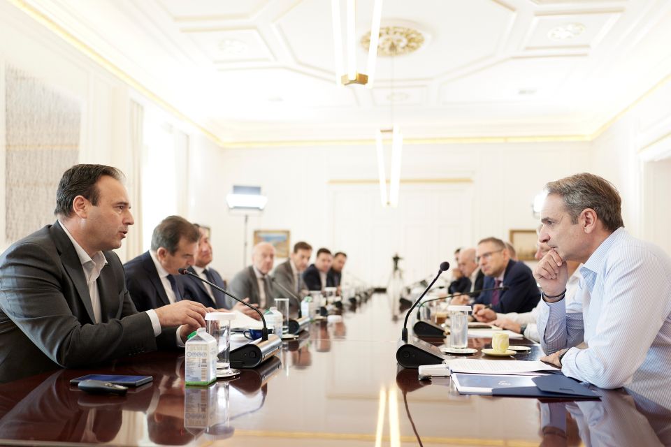 Syskepsi gia alkool kai kapno