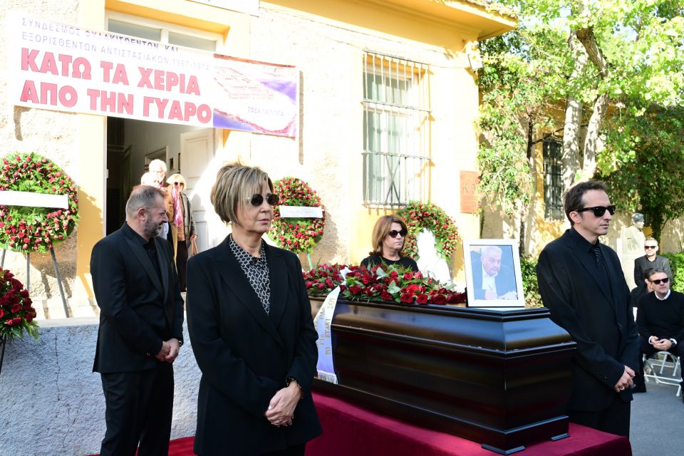 [382193] ΠΟΛΙΤΙΚΗ ΚΗΔΕΙΑ ΤΟΥ ΠΡΩΗΝ ΥΠΟΥΡΓΟΥ ΚΑΙ ΒΟΥΛΕΥΤΗ ΤΟΥ ΣΥΡΙΖΑ-ΠΣ ΑΛΕΚΟΥ ΦΛΑΜΠΟΥΡΑΡΗ (ΤΑΤΙΑΝΑ ΜΠΟΛΑΡΗ/EUROKINISSI)