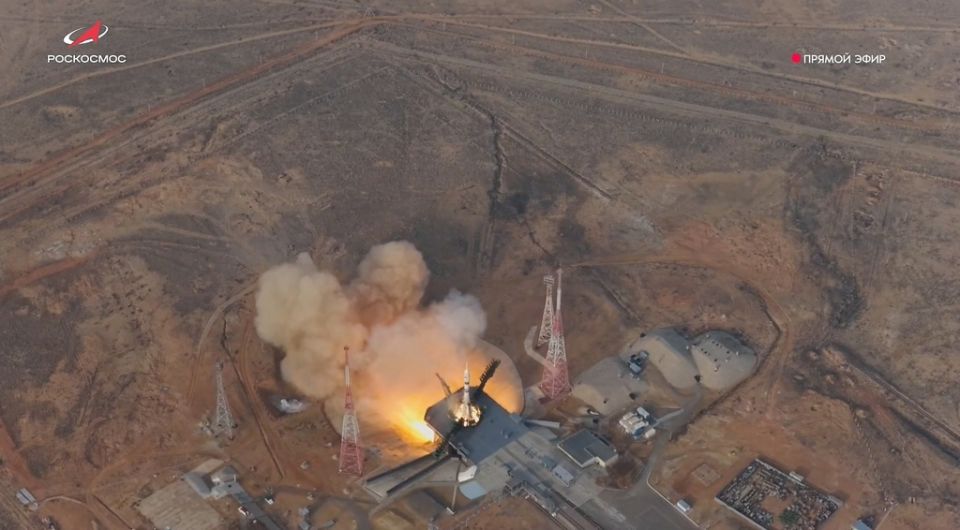 rosia ektoxefxi pyravlou