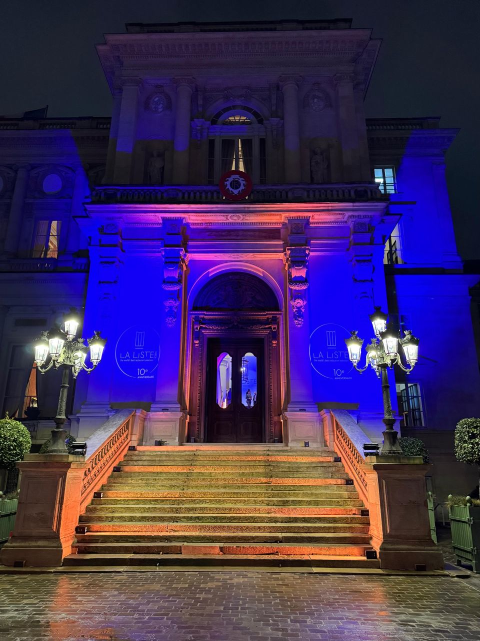 entrance delta reastaurant