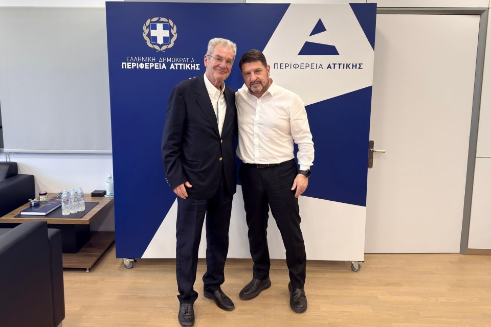 ΥΠΟΓΡΑΦΗ ΣΥΜΒΑΣΗΣ ΑΠΟ ΤΟΝ ΠΕΡΙΦΕΡΕΙΑΡΧΗ ΑΤΤΙΚΗΣ ΝΙΚΟ ΧΑΡΔΑΛΙΑ ΓΙΑ ΤΗΝ ΑΣΤΙΚΗ ΑΝΑΠΛΑΣΗ ΤΗΣ ΠΛΑΤΕΙΑΣ ΣΤΑΜΟΥ ΣΤΗΝ ΠΕΡΙΟΧΗ ΜΑΓΟΥΛΑ