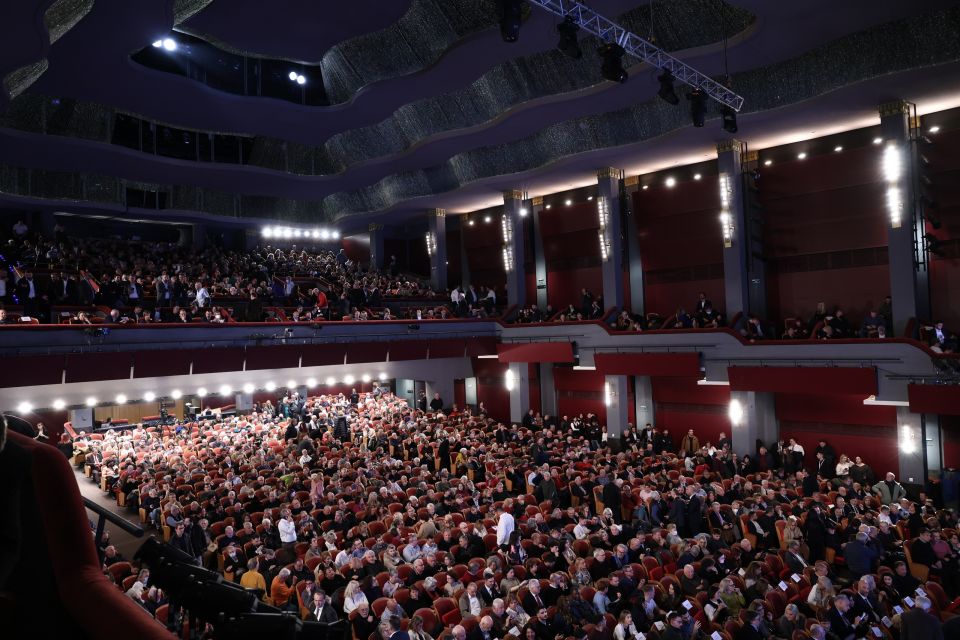 parousiasi vivlio tsipra