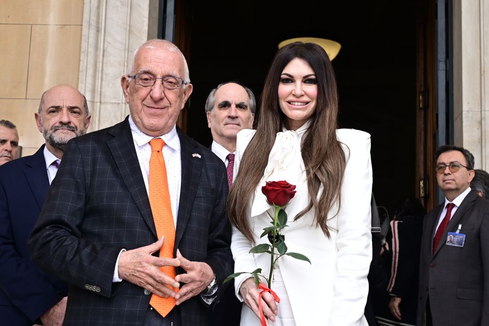 kaklamanis Guilfoyle vouli