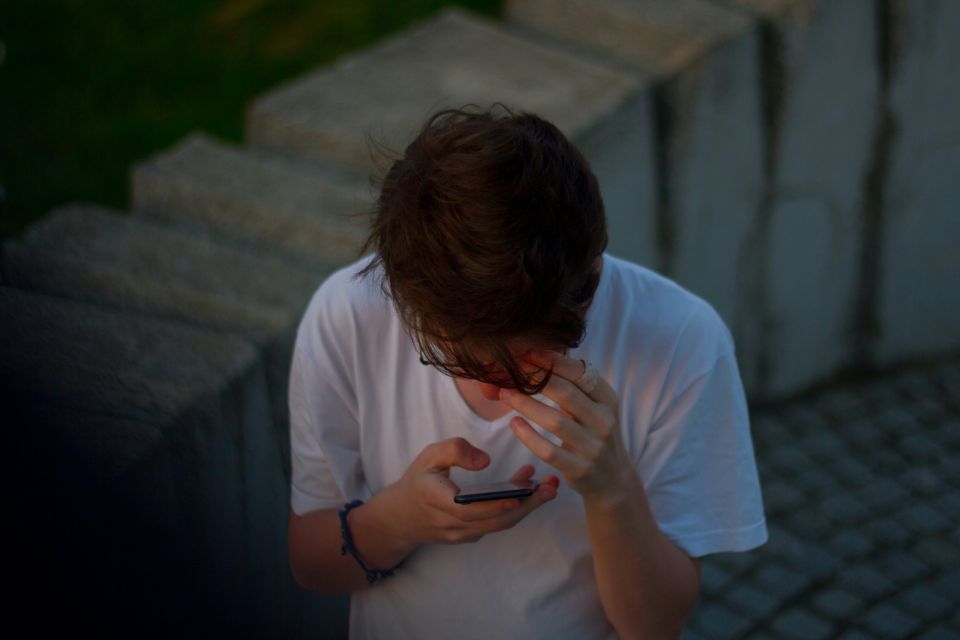 social media teen phone