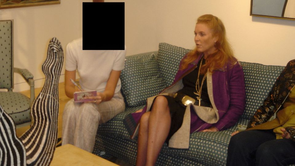 epstain fvtografies sara fergkiouson