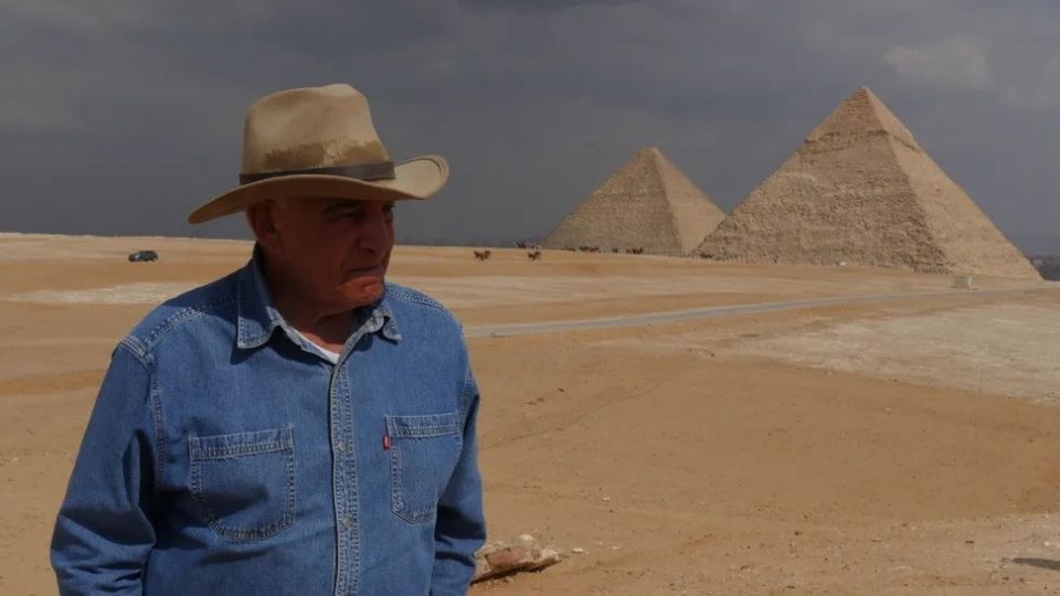 hawass.jpg