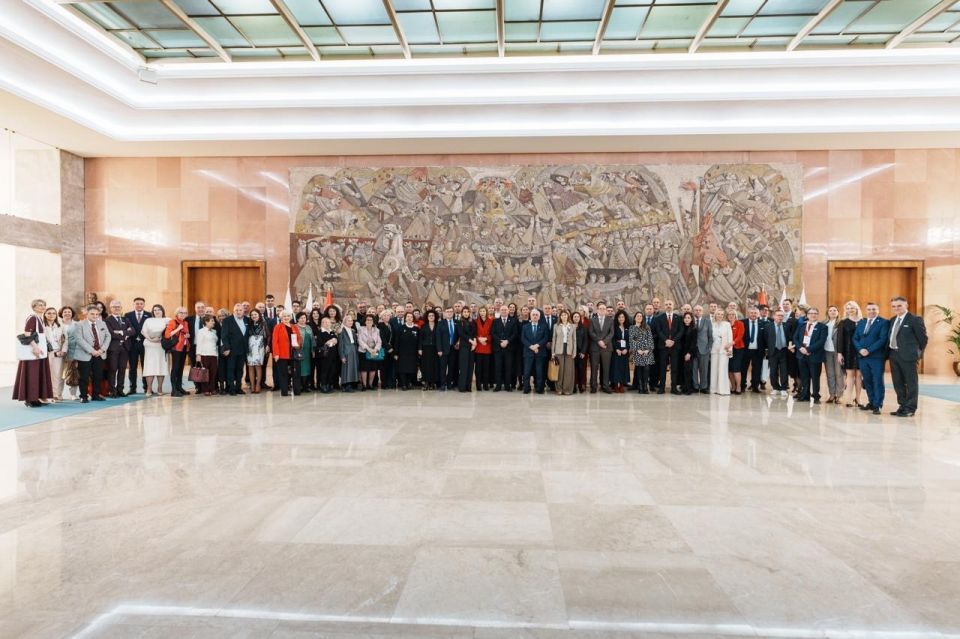 ellinikos erythros stavros