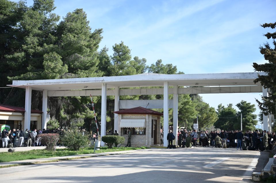 ΣΤΡΑΤΙΩΤΙΚΗ ΘΗΤΕΙΑ