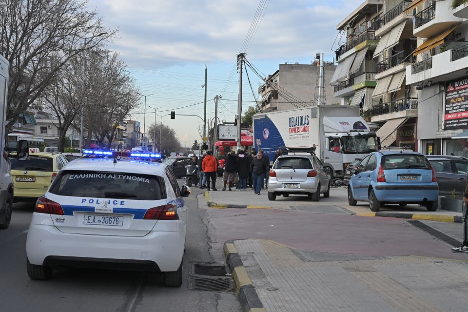 trochaio aigalaio thivon