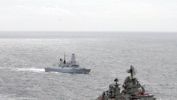 HMS Dragon, Pyotr Velikiy