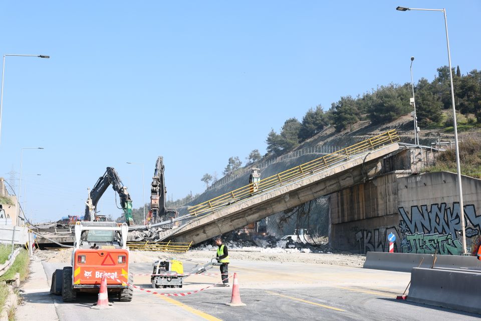 [385445] ΚΑΤΕΑΦΙΣΗ ΤΗΣ ΓΕΦΥΡΑΣ ΑΓΙΟΥ ΠΑΥΛΟΥ ΓΙΑ ΤΗ ΚΑΤΑΣΚΕΥΗ ΤΟΥ FLYOVER ΣΤΗ ΘΕΣΣΑΛΟΝΙΚΗ (ΡΑΦΑΗΛ ΓΕΩΡΓΙΑΔΗΣ / EUROKINISSI)
