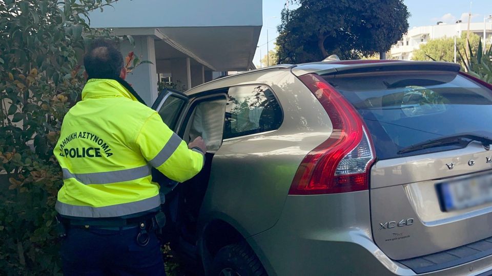 nafplio troxaio piloti polykatoikias
