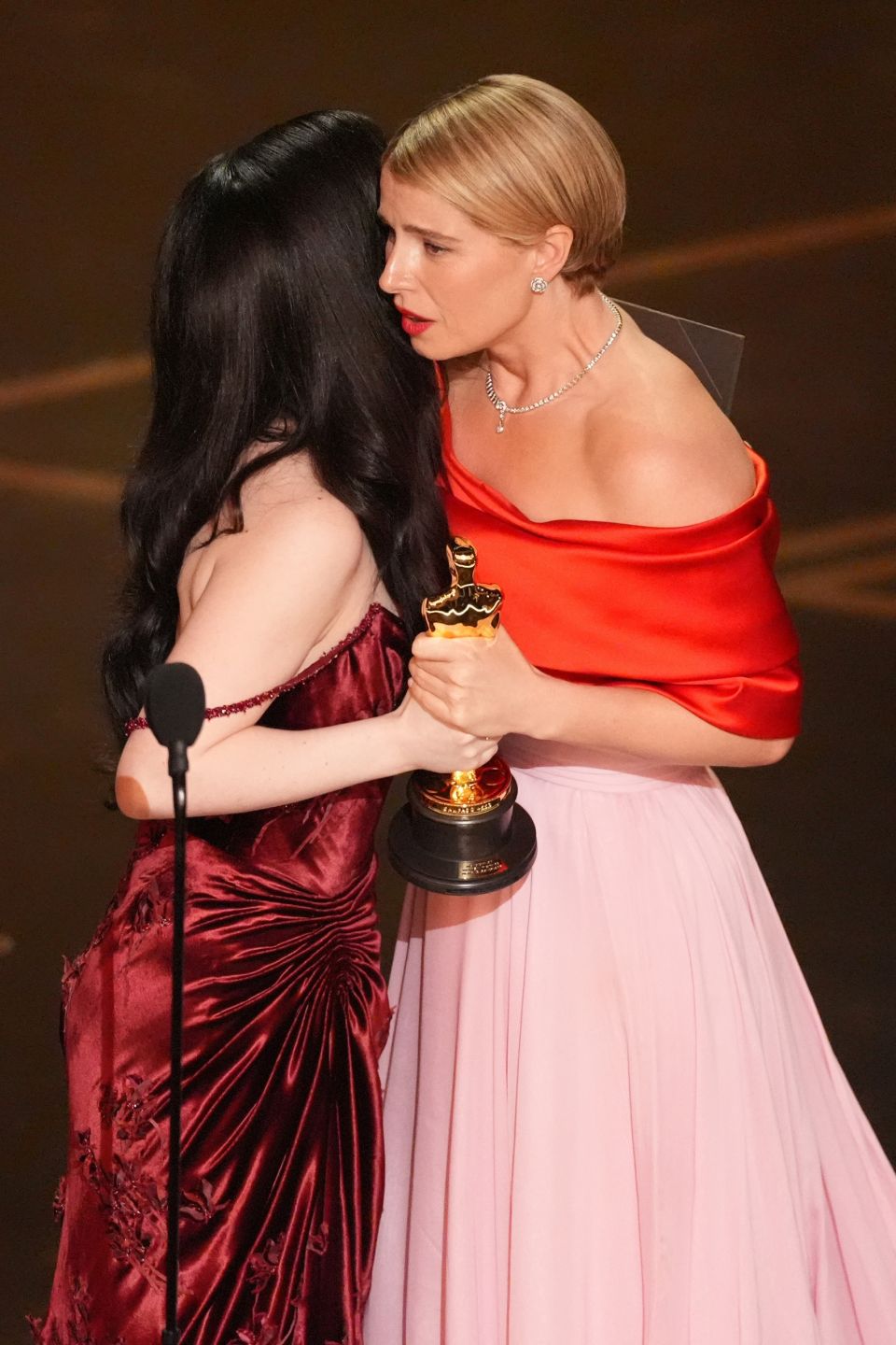 Mikey Madison,Jessie Buckley