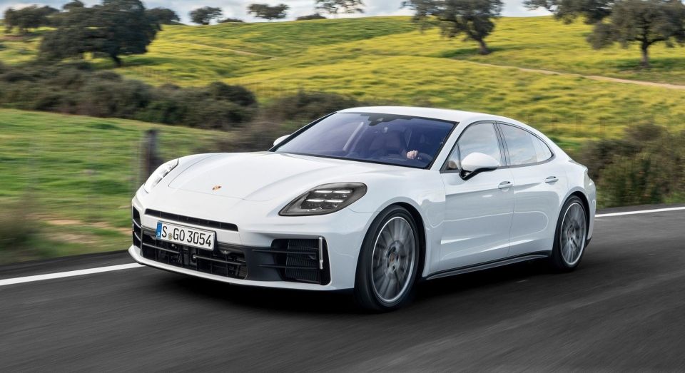 porsche-panamera-4.jpg