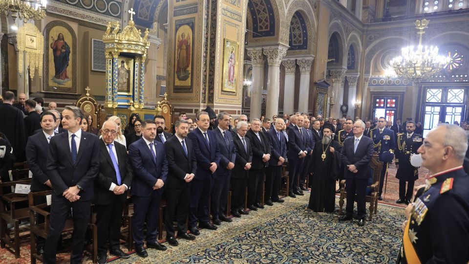 [385773] ΔΟΞΟΛΟΓΙΑ ΣΤΗΝ ΜΗΤΡΟΠΟΛΗ ΑΘΗΝΩΝ ΓΙΑ ΤΗΝ ΕΘΝΙΚΗ ΕΠΕΤΕΙΟ ΤΗΣ 25ης ΜΑΡΤΙΟΥ 1821 (ΓΙΩΡΓΟΣ ΚΟΝΤΑΡΙΝΗΣ/EUROKINISSI)