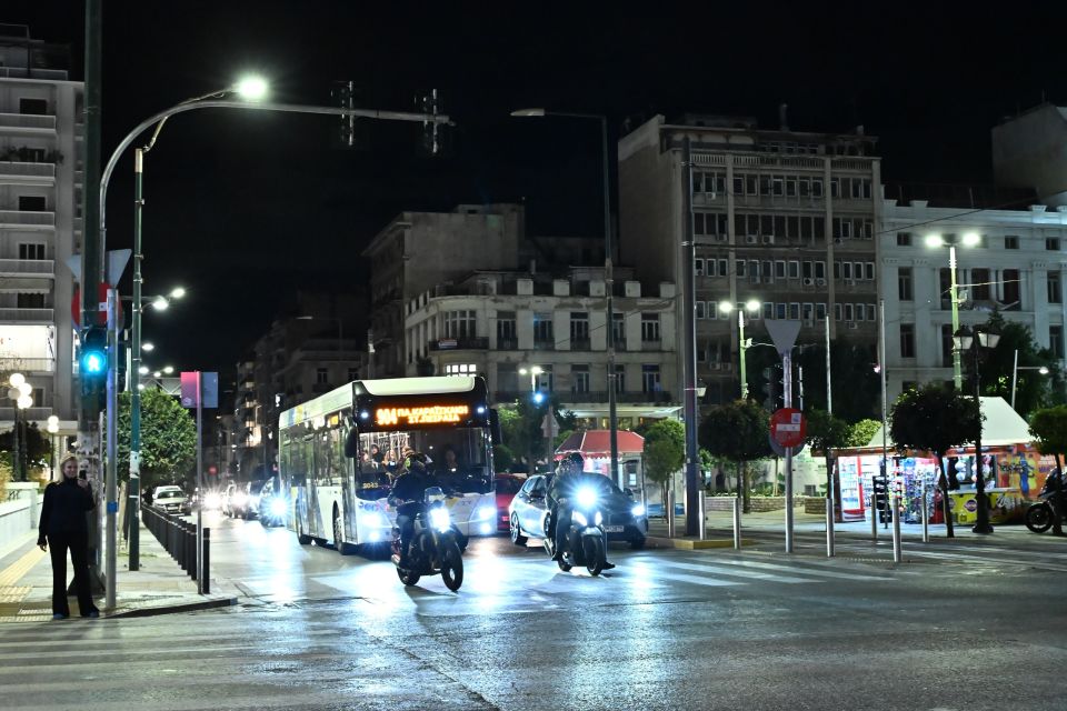 peiraias parasyrish anilikoy