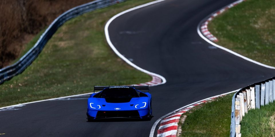 ford-gt-mk-ivnurburgring15.jpg