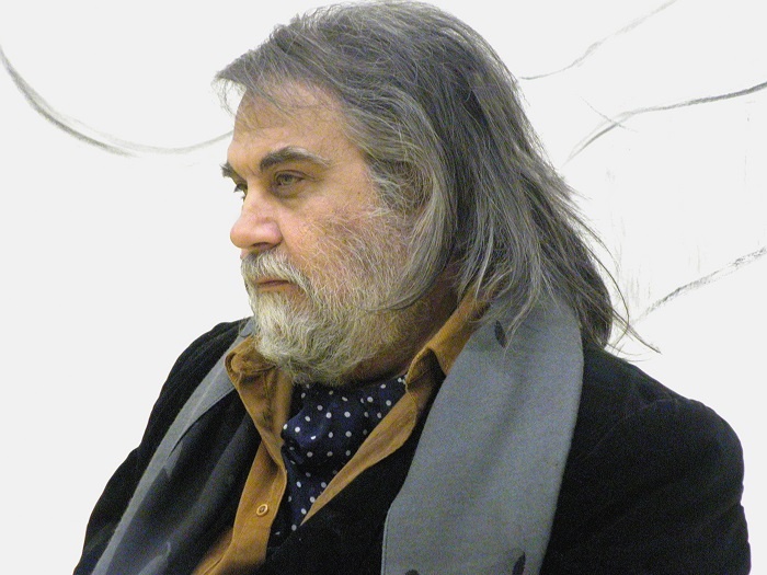 low-vangelis-papathanasiouphoto-2.jpg
