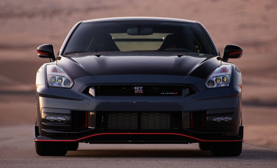 nissan-gt-r-nismo-1.jpg
