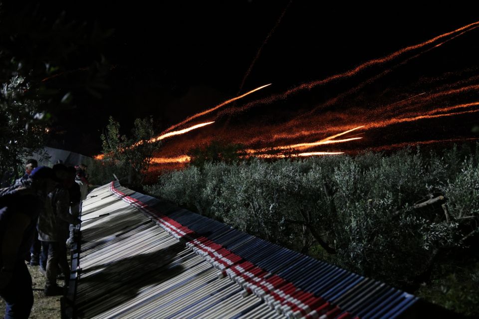 Ο ΡΟΥΚΕΤΟΠΟΛΕΜΟΣ ΤΟ ΒΡΑΔΥ ΤΗΣ ΑΝΑΣΤΑΣΗΣ ΣΤΗΝ ΚΩΜΟΠΟΛΗ ΒΡΟΝΤΑΔΟΣ ΣΤΗΝ ΧΙΟ