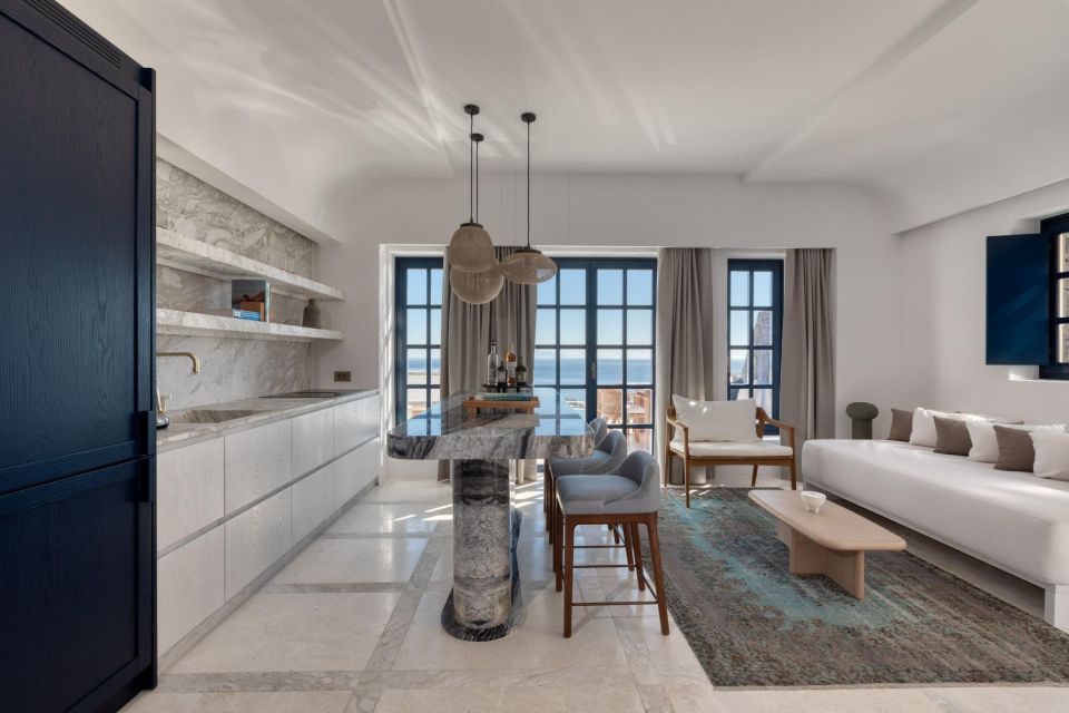 villa-oniro-lounge-area-and-kitchensandblu-resort.jpg