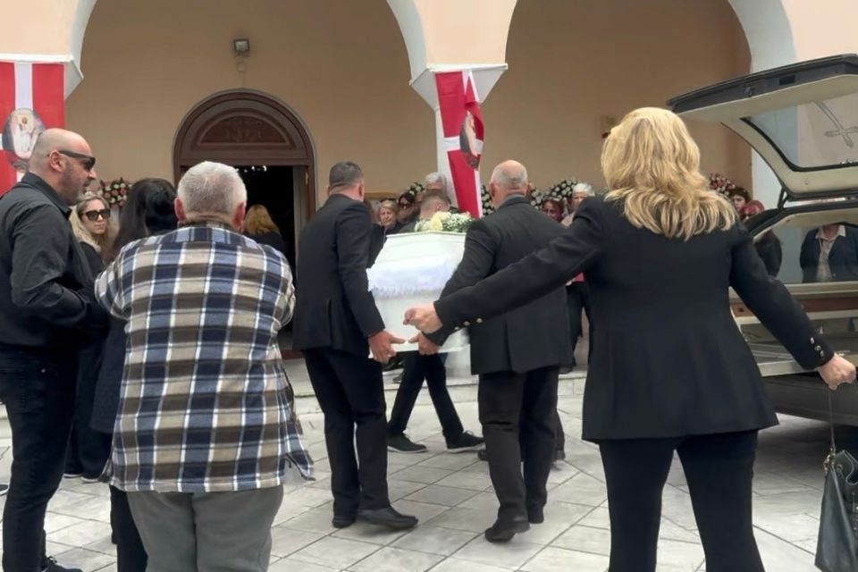 kideia kefalonia argostoli 19chroni