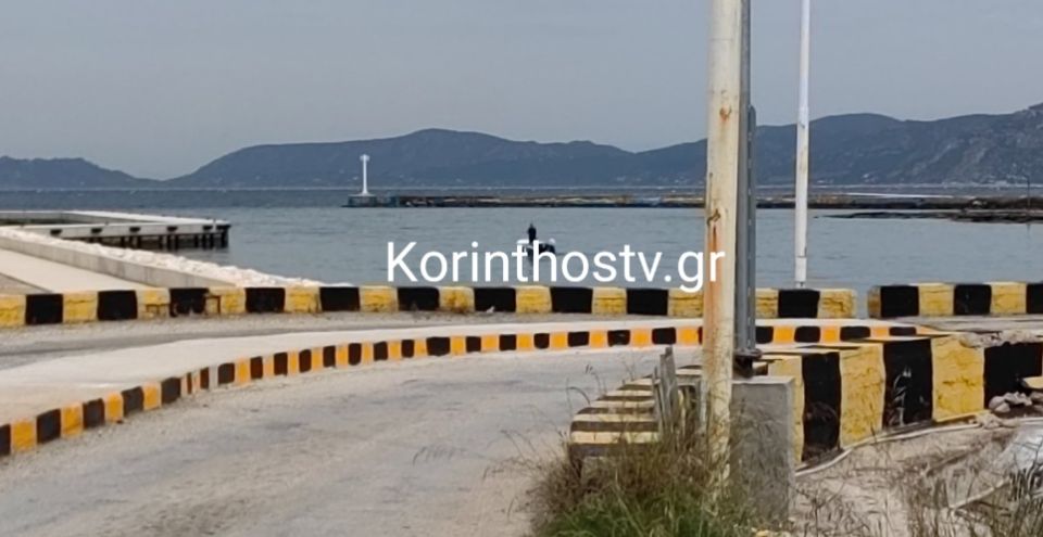 korinthos-nekri1.jpg