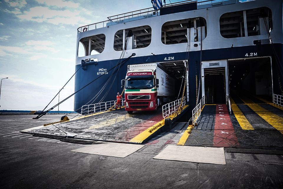 Mploko mitilini ktinotrofoi 