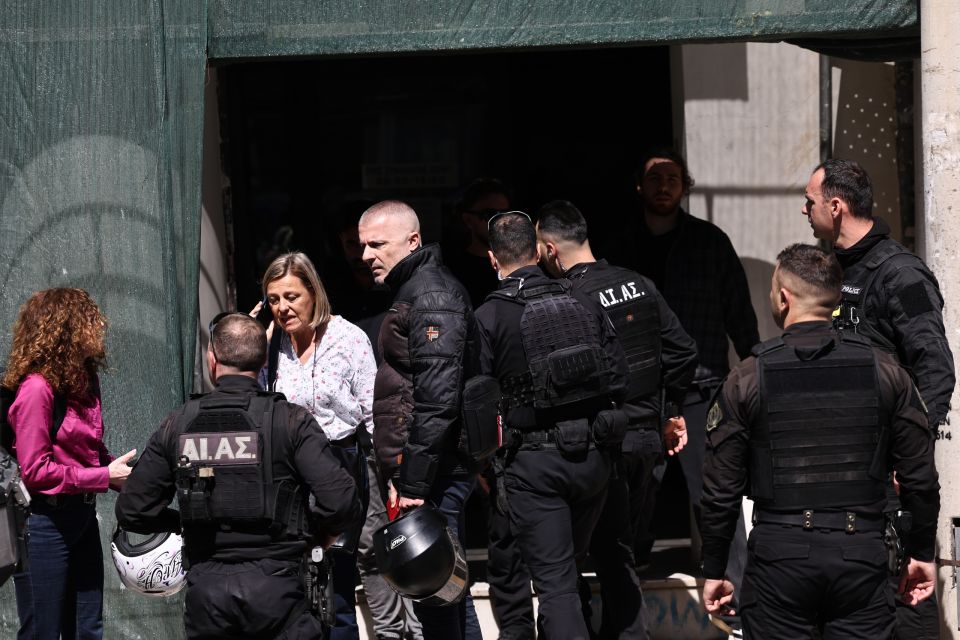 keramikos pyrovolismoi