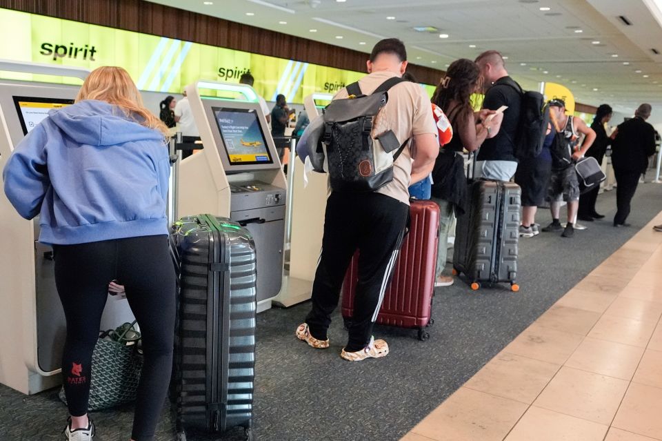 Spirit Airlines Bankruptcy Travelers