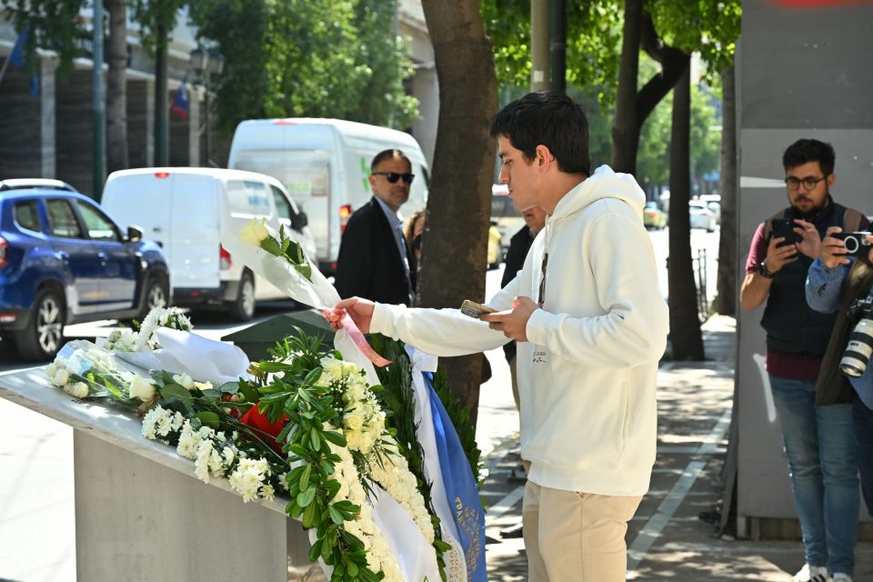 ΣΥΓΚΕΝΤΡΩΣΗ ΜΝΗΜΗΣ ΓΙΑ ΤΑ 16 ΧΡΟΝΙΑ ΑΠΟ ΤΗ ΤΡΑΓΩΔΙΑ ΤΗΣ ΜΑΡΦΙΝ