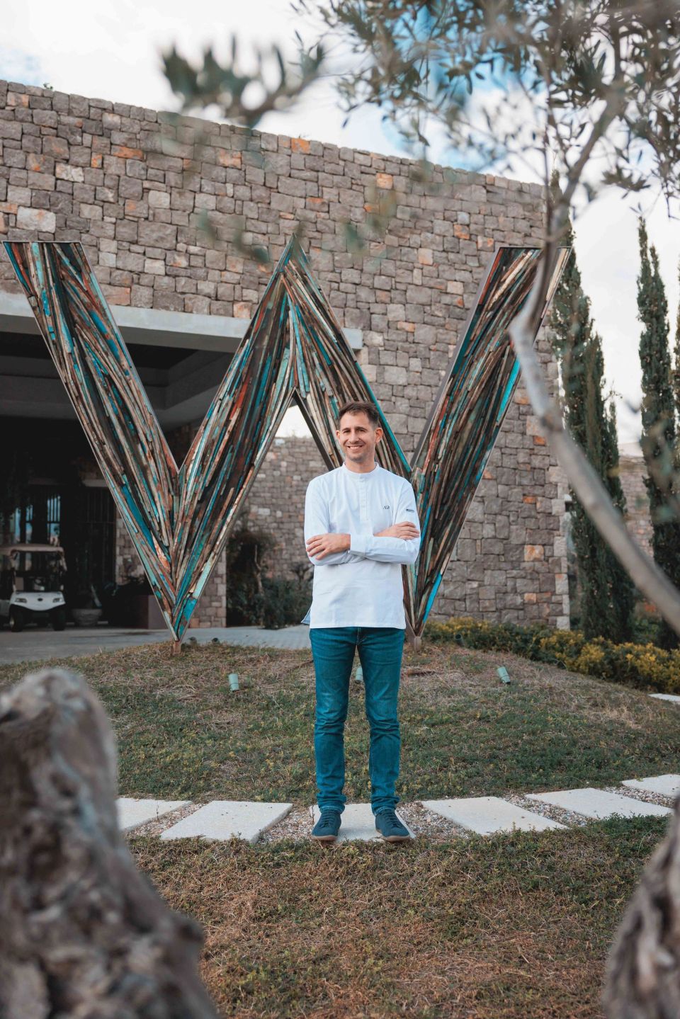 w-costa-navarino-executive-chef-nikos-billis.jpg