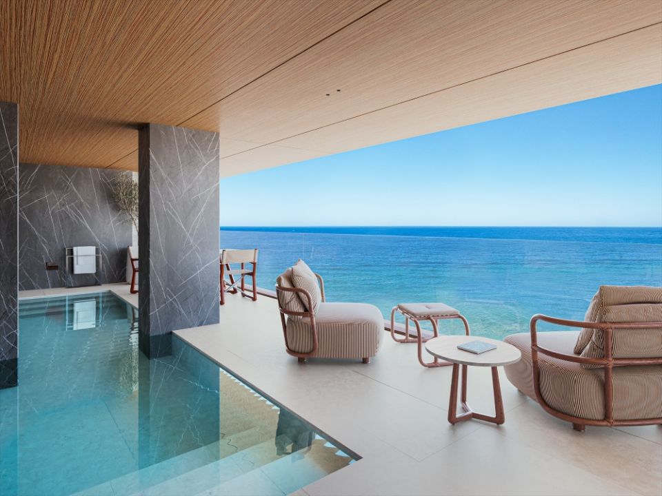 hilton-chaniaroyal-suite.jpg