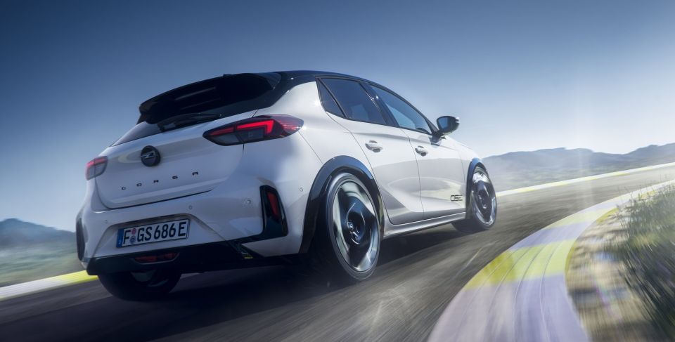 opel-corsa-gse-1.jpg