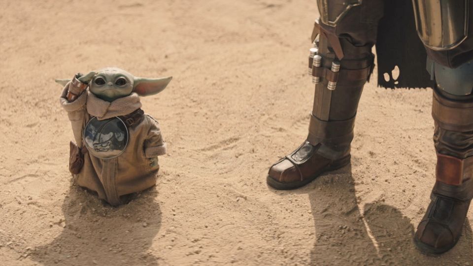 ESTRENOS DE VERANO-THE MANDALORIAN AND GROGU