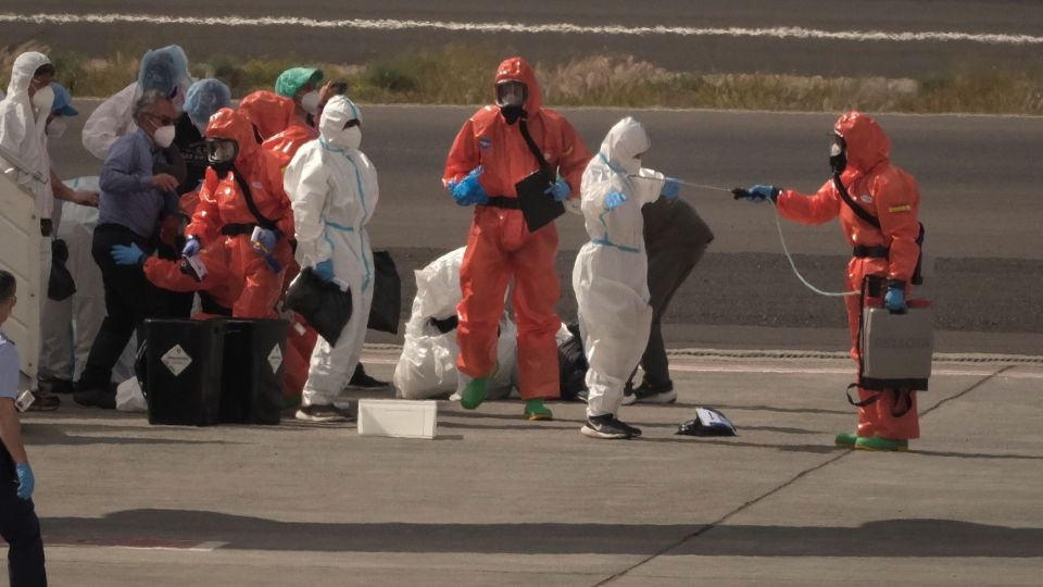 APTOPIX Spain Hantavirus Ship