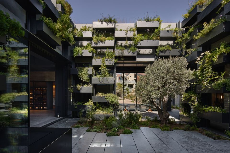 spa-sensory-courtyard.jpg