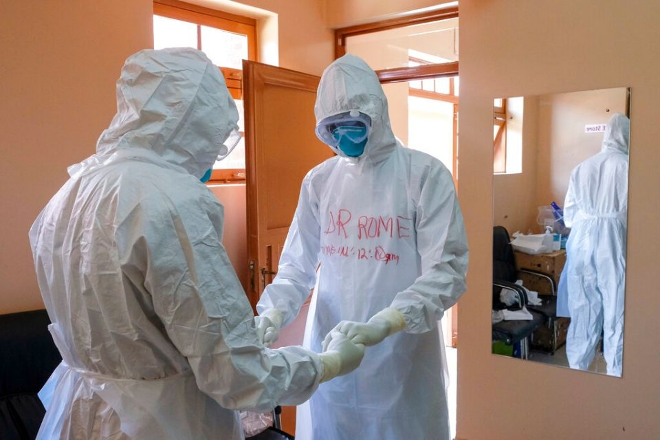 Uganda Ebola, empola