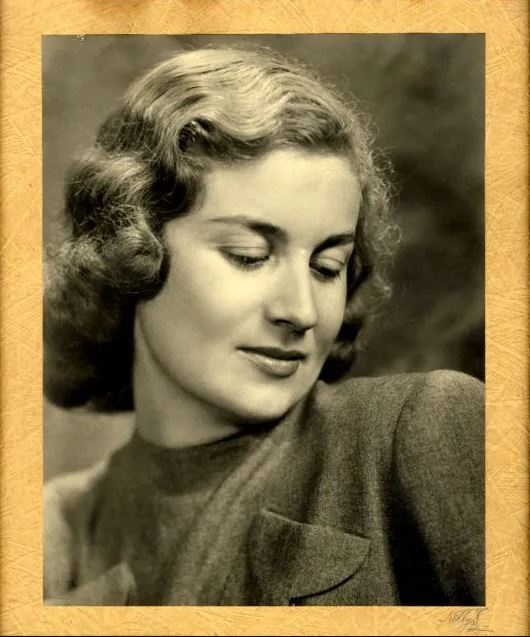 mariaplyta.jpg