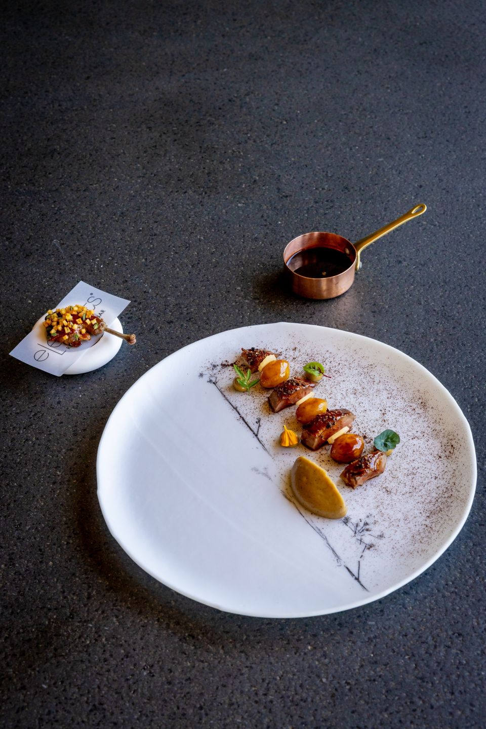 14ooaaepicurean-tablesettore-botrini.jpg