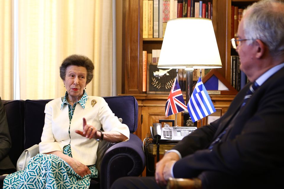 Proedriko megaro tasoylas prigipisa anna