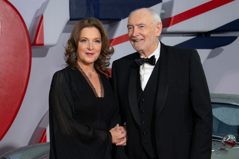 Michael G. Wilson,Barbara Broccoli