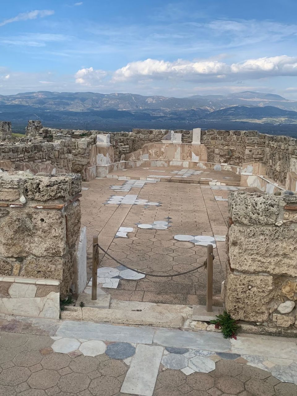 church pergamo