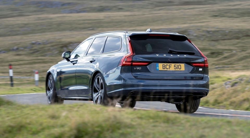 volvo-v90-2.jpg