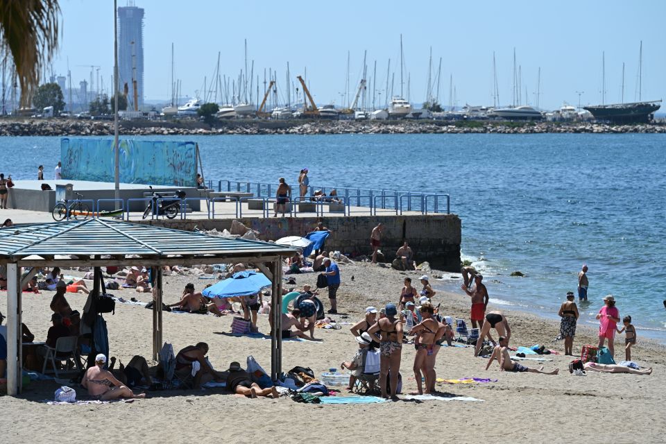 attiki agio pneyma paralia 