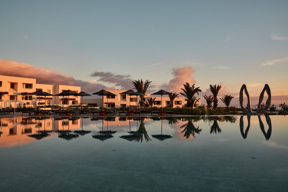 nous-santorini-main-pool.jpg
